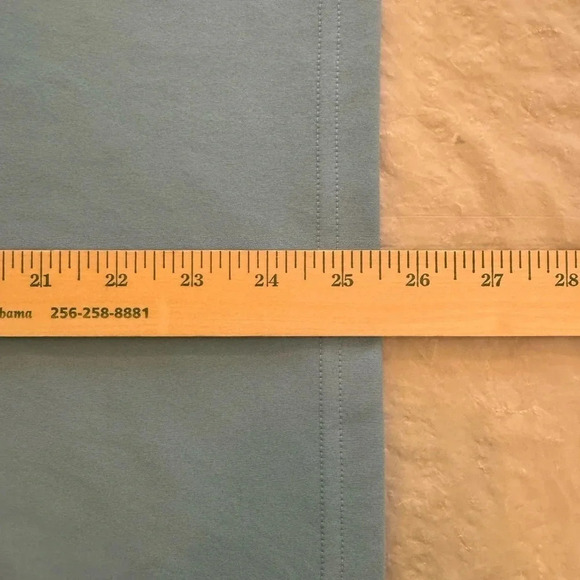 Under Armour Heat Gear Long Sleeve Loose Fish Top - Picture 6 of 6